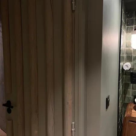Strasbourg, Bali, Balneo & Sauna Apartmán *