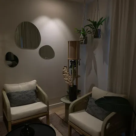Strasbourg, Bali, Balneo & Sauna Apartmán