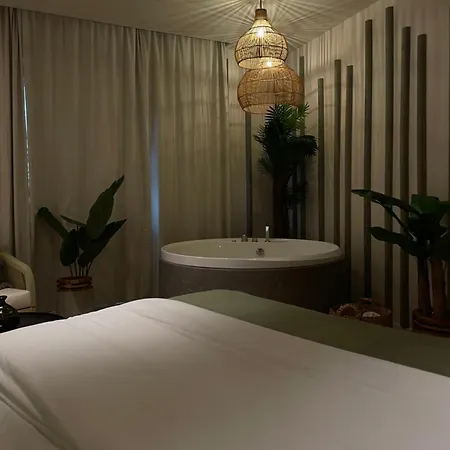 Apartamento Strasbourg, Sauna, Spa, Bali, évasion Romantique Et Sensuelle