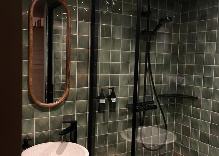 Strasbourg, Sauna, Spa, Bali, Evasion Romantique Et Sensuelle *